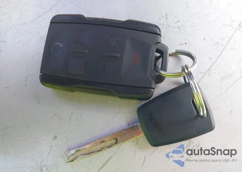 2018 Chevrolet Suburban Lt z USA, uszkodzony, nr VIN 1GNSCHKC4JR111130